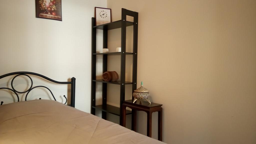 E&G Guest House Bangkok Esterno foto